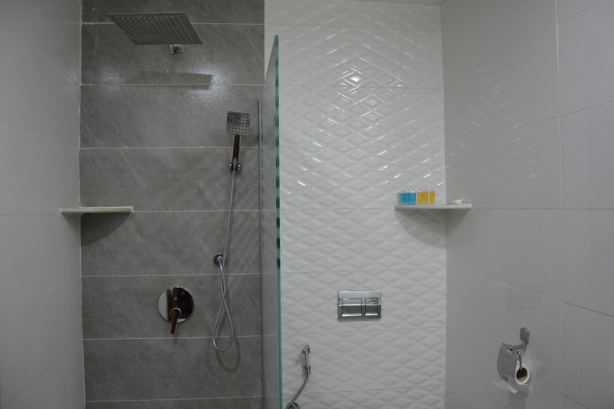 Myflower 3 Hotel - Myflower Hotels Chain - Erbil Bagian luar foto